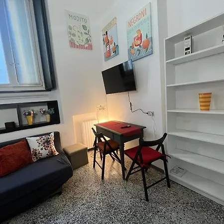 Domusmi Benedetto 32 * Μιλάνο